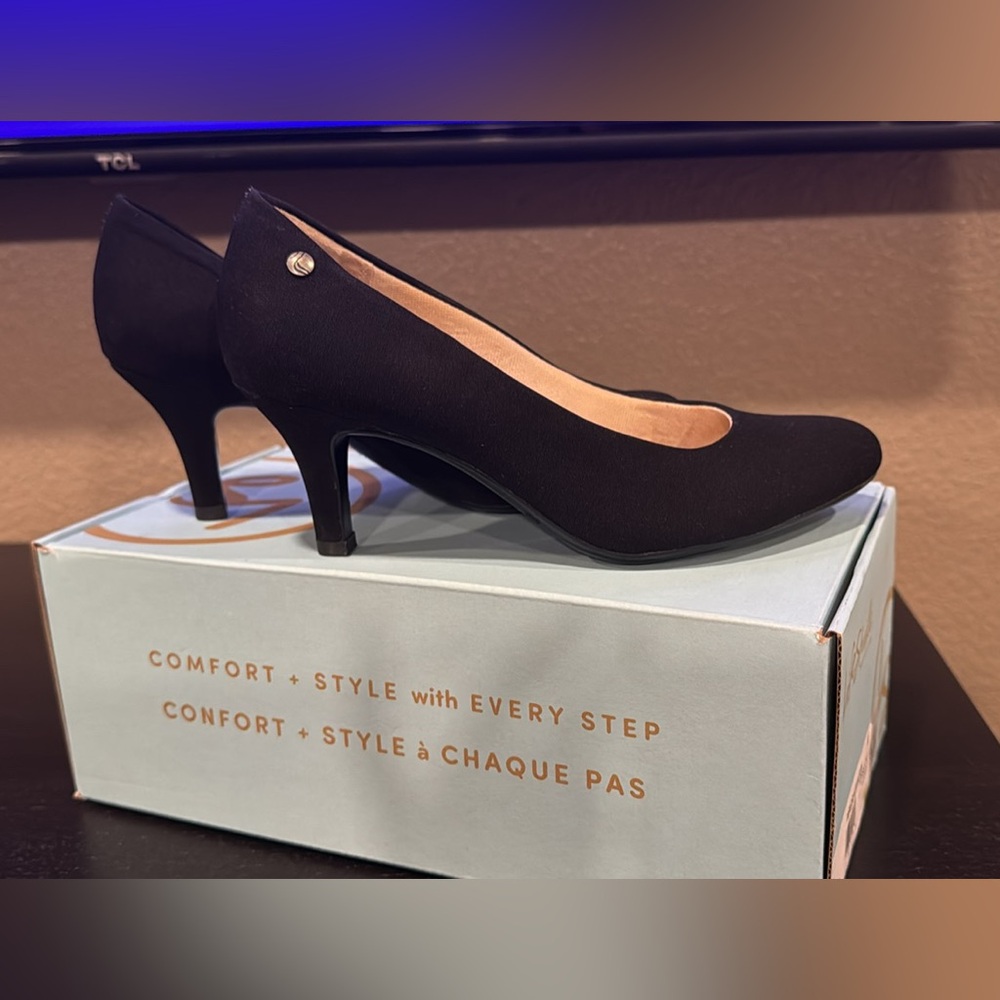 Life Stride Black Women's Heels